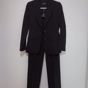 Chapter One 2-piece Pinstripe Suit - sz 4